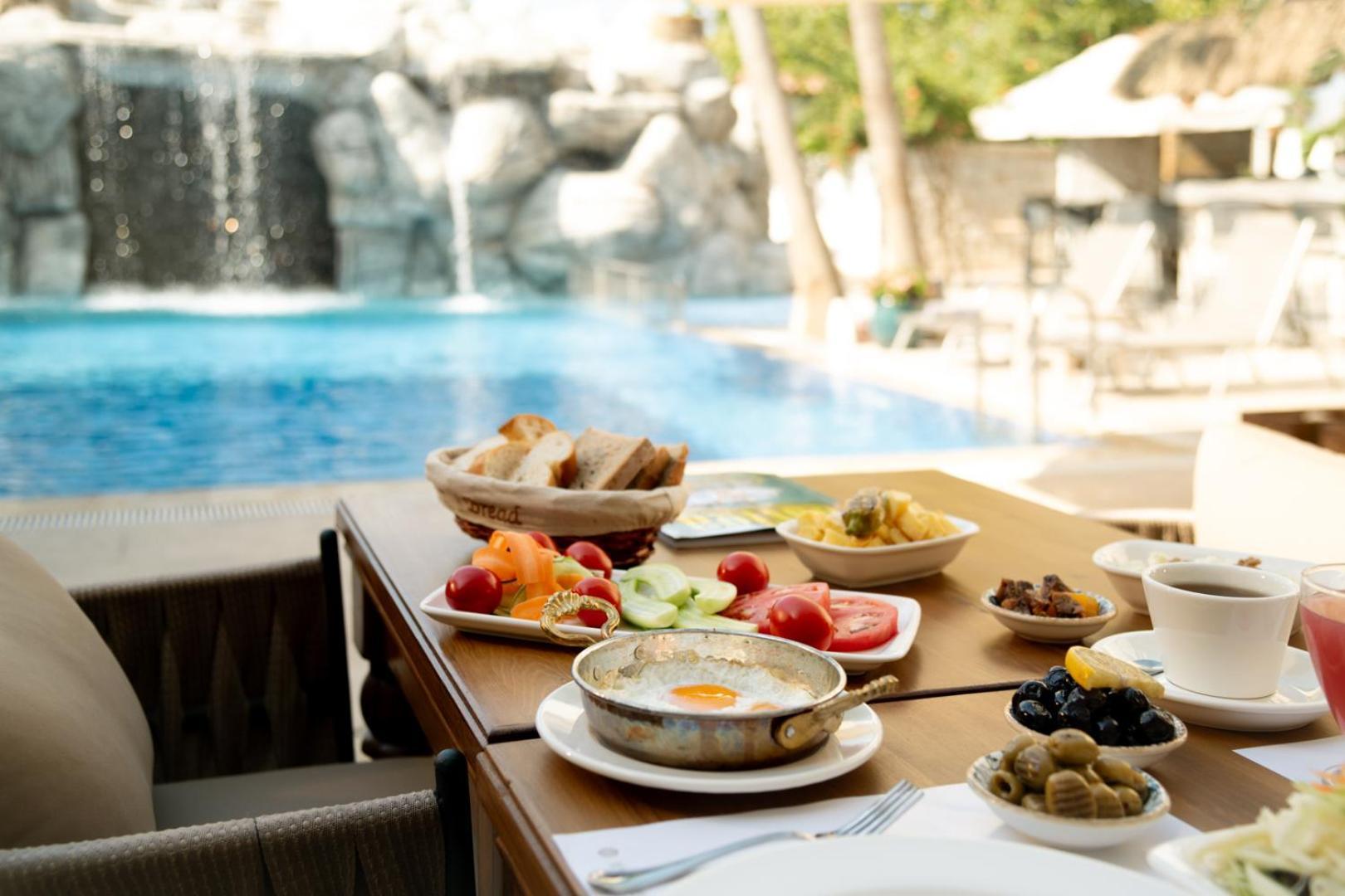Five Diamonds Hotels Alacati Exterior photo